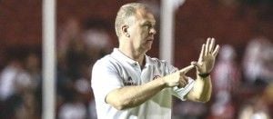 Estreia de Mano Menezes no comando do Flamengo