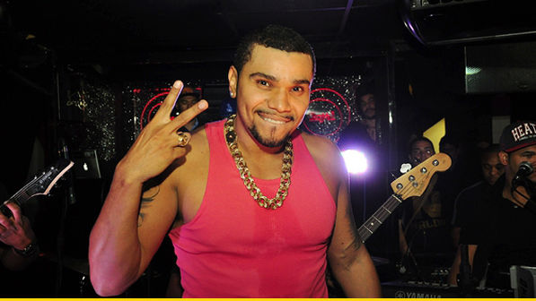 naldo-mostra-nova-musica-maluquinha