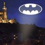 Cidade Francesa pede ajuda do Batman para se livrar dos crimes