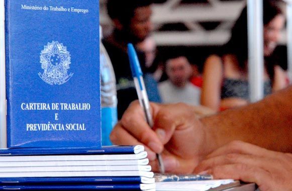 taxa-desemprego-e-menor-desde-dezembro-2012