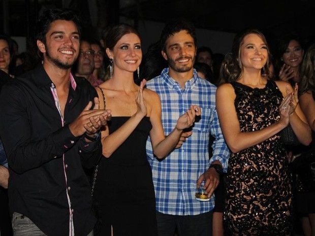 alem-do-horizonte-atores-apresentam-novela