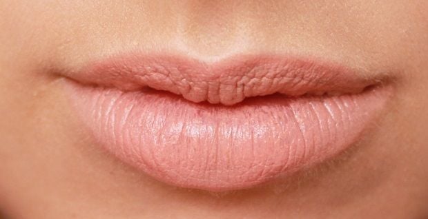 batom-palido-cor-natural-labios