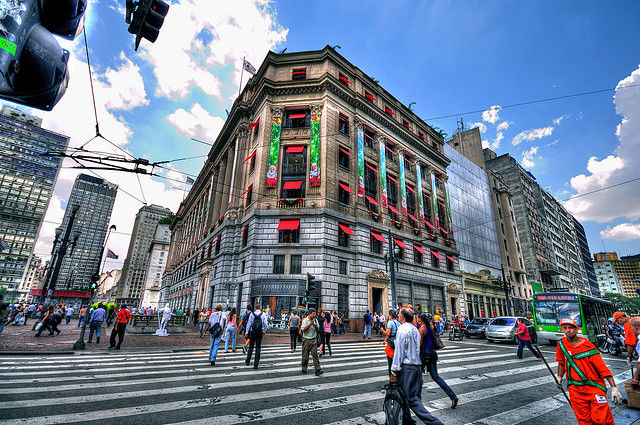 edificio-alexandre-mackenzie-sp