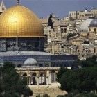 Jerusalém, a cidade sagrada, também tem seu lado laico e moderno