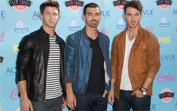 jonas-brothers-anunciam-fim-da-banda