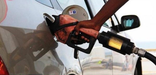 Preço da gasolina deverá ter reajustes automáticos
