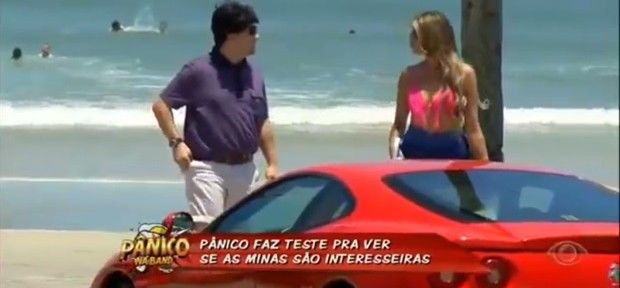 Pânico na Band repete no Brasil o teste da Ferrari para mulher interesseira