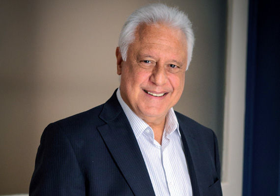 Antônio Fagundes lidera grupo que reivindica por melhores salários.