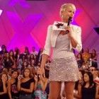 Audiência do TV Xuxa faz Rede Globo propor redução no salário da apresentadora