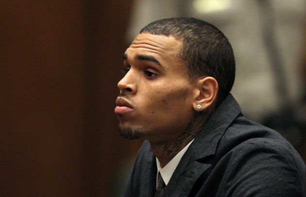 chris-brown-teria-usado-maconha-durante-reabilitacao