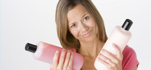 Dicas de como escolher o shampoo certo para o seu cabelo