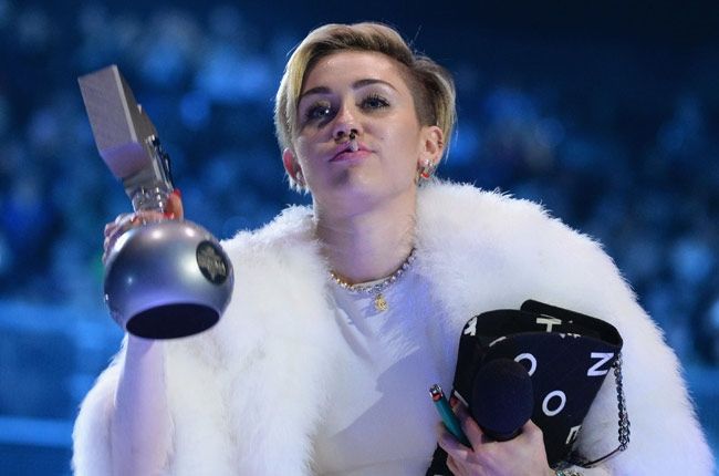 miley-cyrus-artista-do-ano-mtv