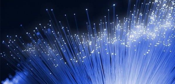 Velocidade da internet no Brasil pode ser de até 200 Mbps com fibra óptica