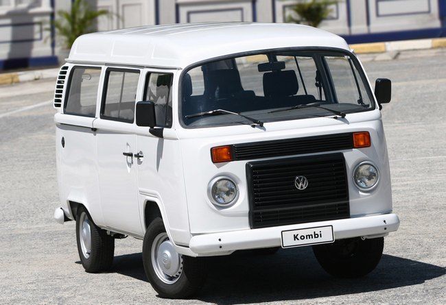 volkswagen-anuncia-fim-da-kombi