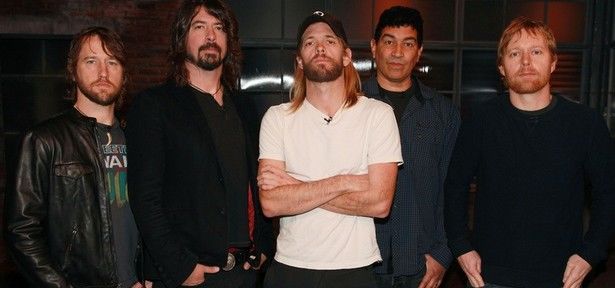 Foo Fighters anuncia gravação de álbum com músicas novas