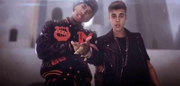 Justin Bieber divulga clipe de nova música com Tyga: "Wait For A Minute"