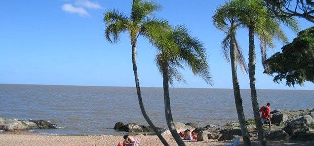 Cobrança diminui turismo em praias de São Lourenço do Sul, RS