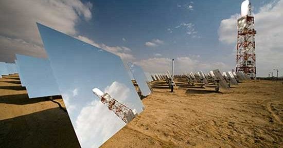 Google e parceiros constroem gerador de energia solar em deserto americano