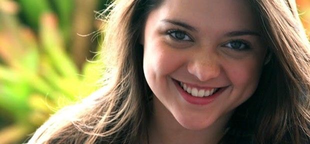 Atriz Polliana Aleixo cortou exercícios físicos para viver 'gordinha' na novela Em Família