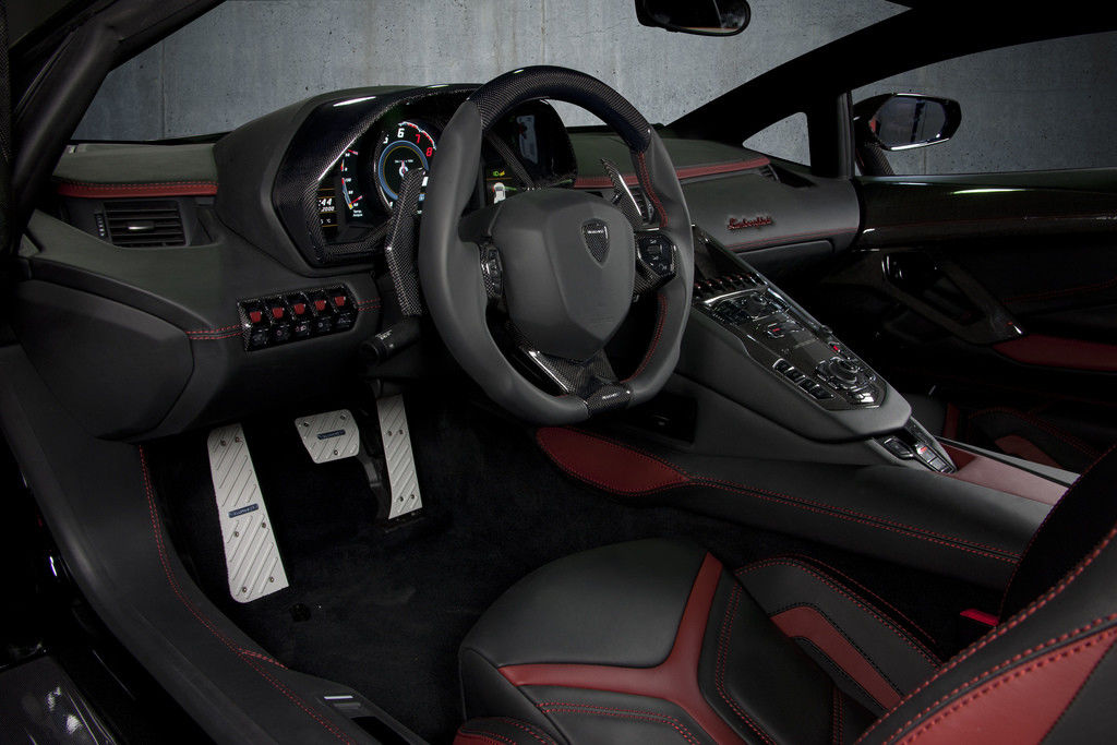 Interior da Lamborghini Aventador