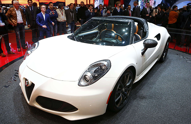 alfa-romeo-salao-de-genebra