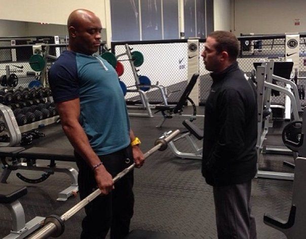 anderson-silva-volta-a-treinar