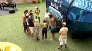 Visita de Bárbara Paz faz participantes do BBB14 lembrarem 'Casa dos Artistas' (SBT)