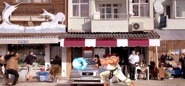 Bônus de Street Fighter (Ryu destruindo carro) vira propaganda de seguradora