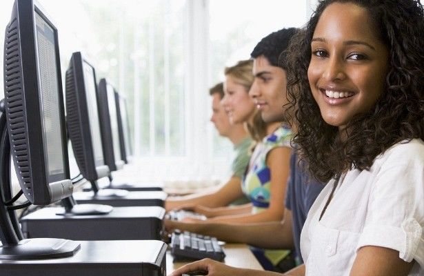 nube-oferece-4415-vagas-estagio