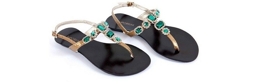 Rasteirinhas sempre estão em alta na moda Verão, além de ótimos substitutas para o chinelo