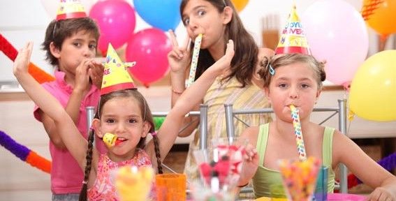 Sugestões e dicas para fazer uma festa infantil barata para o aniversário dos seus filhos
