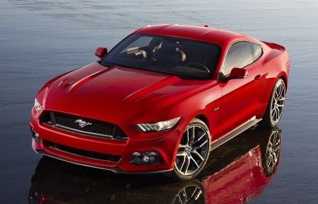Ford Mustang completa 50 anos! Confira fotos e história desse clássico