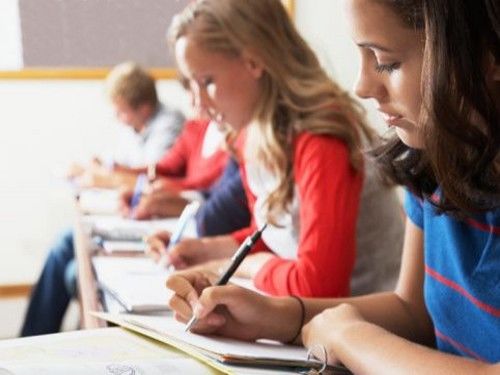 Concursos públicos abertos em 2014 contam com 16 mil vagas e salários de quase R$ 24 mil