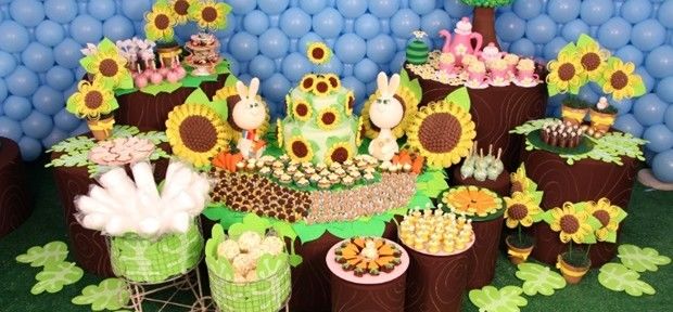 Faça uma decoração de festa infantil com coelho e ovos de Páscoa