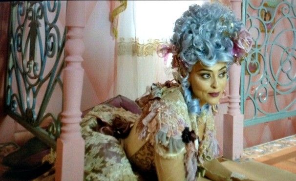 Juliana Paes na novela 'Meu Pedacinho de Chão' (2014) Juliana Paes na novela 'Meu Pedacinho de Chão' (2014)