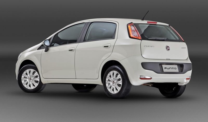 Novo punto 2015 branco traseira