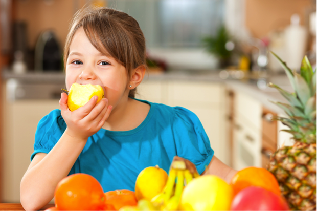 Alimentação saudável para crianças devem incluir vitamina E e vitamina A contra gripe