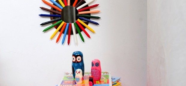 Decoração de quarto infantil: faça moldura de espelho com giz de cera