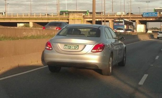 nova-mercedes-2015-flagrada-em-sp