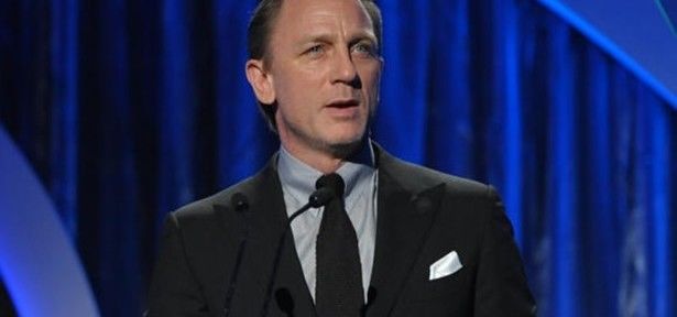 Filmes 007: 24° lançamento com James Bond será lançando em 2015, primeiro no Brasil