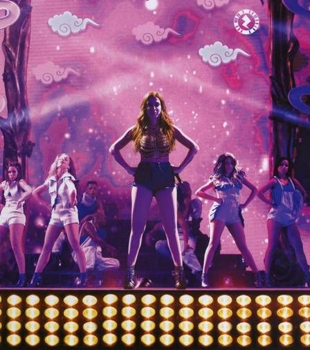 mc-anitta-esconde-nariz-capa-dvd