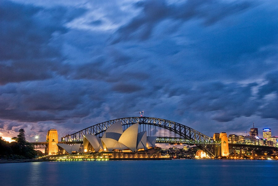 O "Opera House", com a Harbour Bridge ao fundo