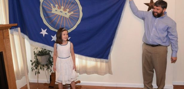 Americano reivindica terreno na África para realizar sonho da filha de ser uma princesa Americano reivindica terreno na África para realizar sonho da filha de ser uma princesa