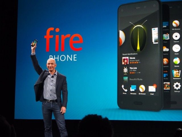 Novo celular 'Amazon Fire Phone' tem 3D e recursos para brigar com os grandes