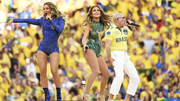 Claudia Leitte, J.Lo e Pitbull na abertura da Copa do Mundo 2014
