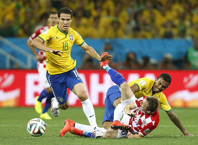 hernanes-lista-de-piores-jogadores-do-mundo