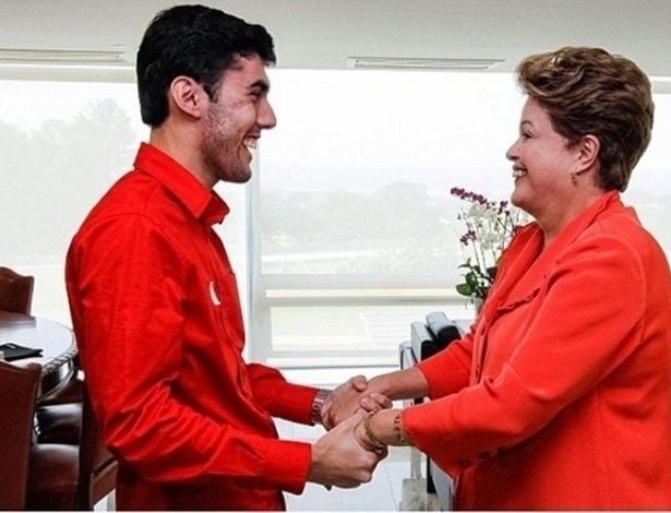 Representantes da presidente quer que perfil 'Dilma Bolada' retorne para internet