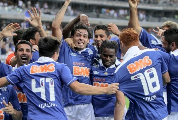 Brasileirão 2014: Cruzeiro é campeão antecipado do 1º turno! Veja o resumo da 17ª rodada
