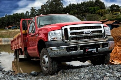 F4000 e F350: série 'Ford F' volta ao Brasil com novo motor 2.8 de 150cv