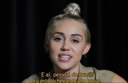 Miley Cyrus no Brasil; cantora manda recado e defende apelo sexual usado nos seus shows
